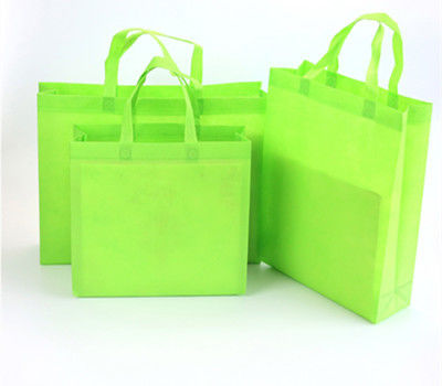 tela não tecida amigável nova de 2020 ECO   saco de mantimento reusável dobrado do saco de compras de mão das mulheres do saco de compras