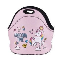 Os fabricantes vendem sacos do almoço dos desenhos animados através da beira, conveniente armazenar e viajar