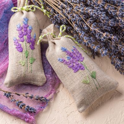 O malote da flor de serapilheira dos sacos de cordão ensaca o presente ensaca malotes da joia para o banquete de casamento do ofício de DIY, 5X7 avança