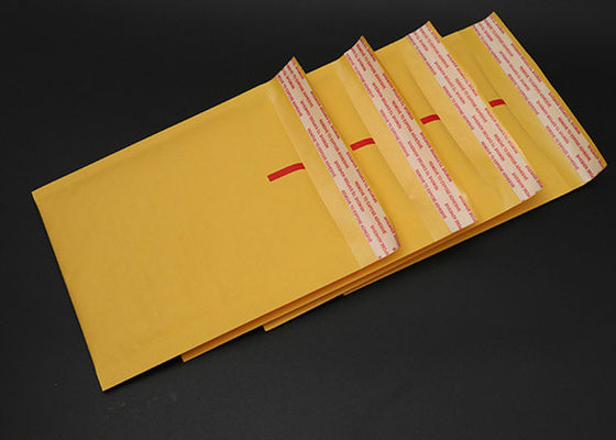 Os sacos de empacotamento do correio de papel do pacote do porte postal forram envelopes de envio para o correio da segurança